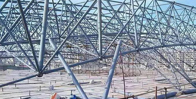 阜新盘点螺栓球网架对于选材方面的4个基本恳求
